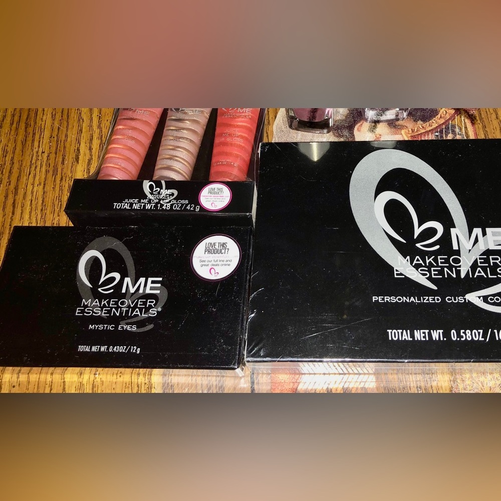 Makeup, Nails and Makeup Bags
